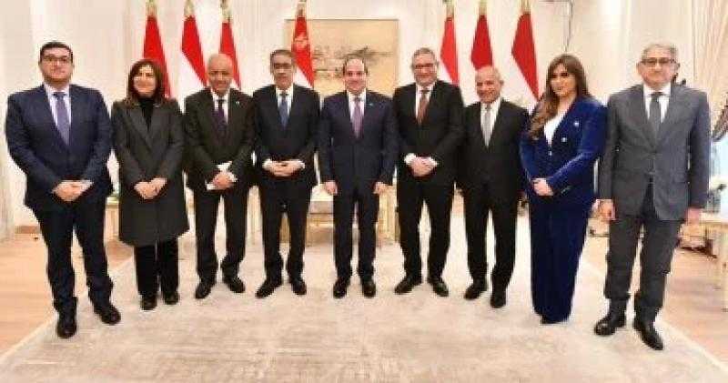 الرئيس السيسى: الدولة حريصة على توطين الصناعة لتقليل الاستيراد