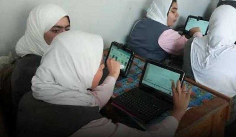 تفاصيل امتحانات أولى وثانية ثانوى للترم الأول.. تعقد ورقيا وإلكترونيا