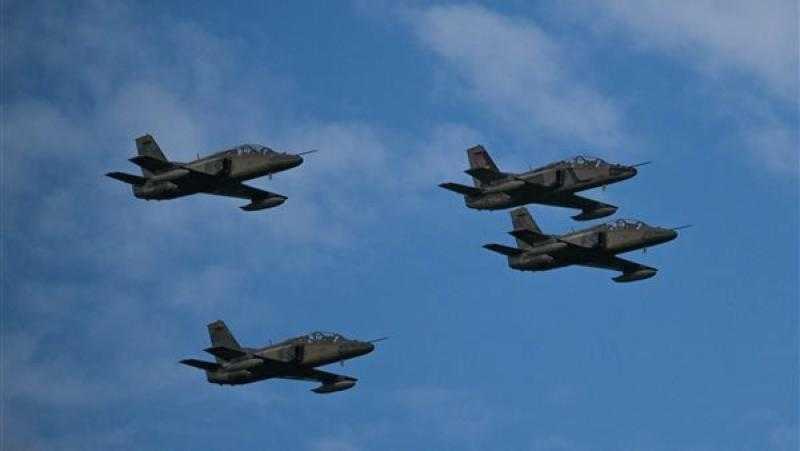القاهرة الإخبارية: طيران الجيش السوداني يقصف منطقة شمبات بالخرطوم بحري