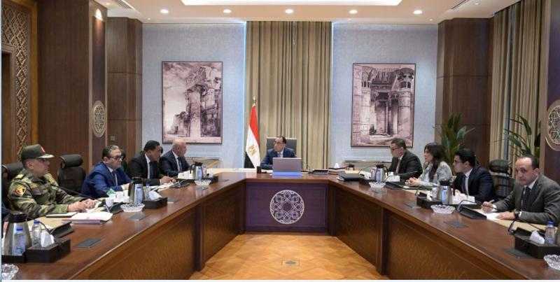 رئيس الوزراء يتابع موقف تطوير ”رأس الحكمة” وإعادة تسكين العائلات بمنطقة ”شمس الحكمة”