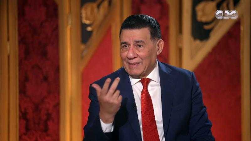 مدحت شلبي يطمئن الجمهور بعد تعرضه لوعكة صحية.. وهذه رسالته لكهربا