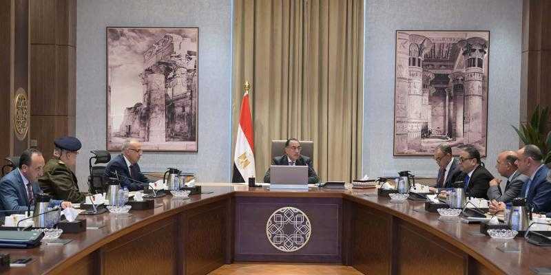 رئيس الوزراء يترأس اجتماع اللجنة العليا لمياه النيل