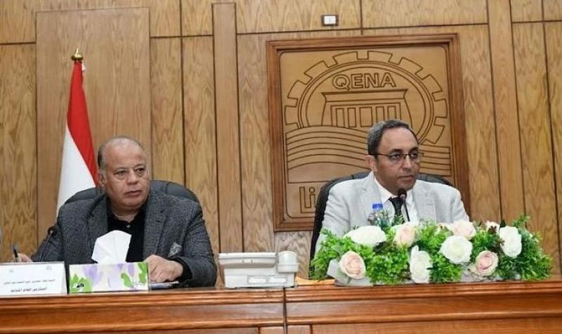 محافظ قنا يبحث مع نقابة المهندسين تسهيل إجراءات التصالح في مخالفات البناء