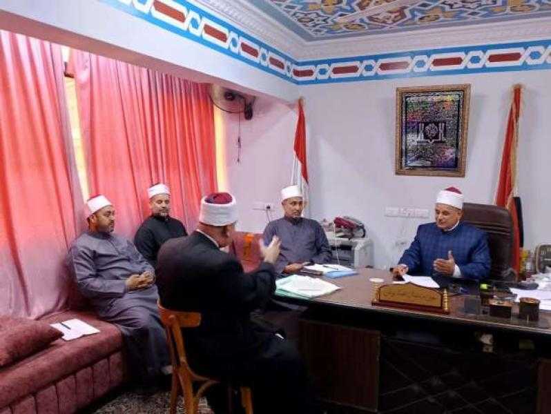 أوقاف كفر الشيخ: لقاءات أسبوعية مع مديري الإدارات لتحقيق الانضباط