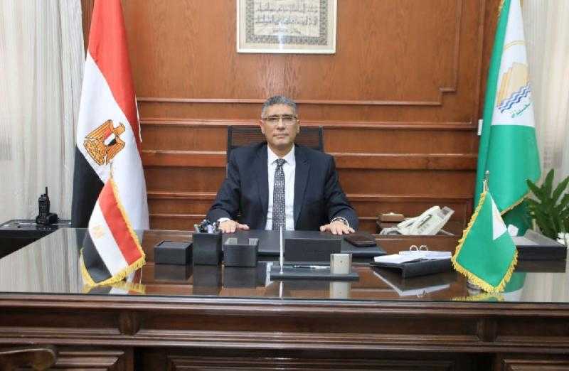 محافظ الجيزة لرؤساء الأحياء: رضا المواطن أولوية في عملنا