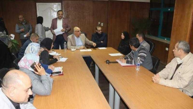 محافظ القليوبية يحيل مدير إشغالات الخانكة للتحقيق بسبب تراخيه في العمل