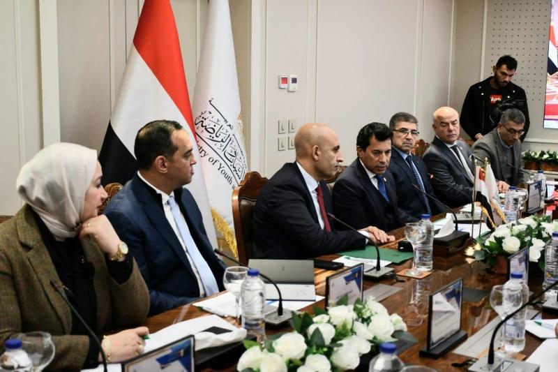 تفاصيل بروتوكول التعاون بين وزارتي الشباب والرياضة والتربية والتعليم.. إعادة احياء دوري المدارس لاكتشاف المواهب بالمدارس.. إنشاء مدارس يابانية داخل مراكز الشباب