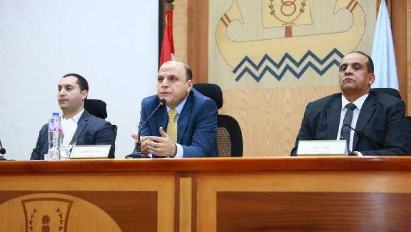 محافظ كفر الشيخ: تحرير 12 محضرًا لمخالفات تموينية بدسوق