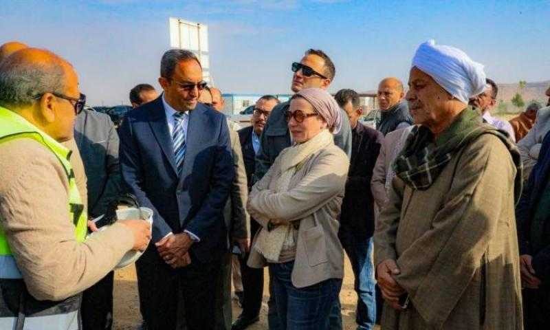 وزيرة البيئة تبدأ زيارتها لـ قنا بتفقد مصنع المعالجة الميكانيكية لتدوير المخلفات الصلبة