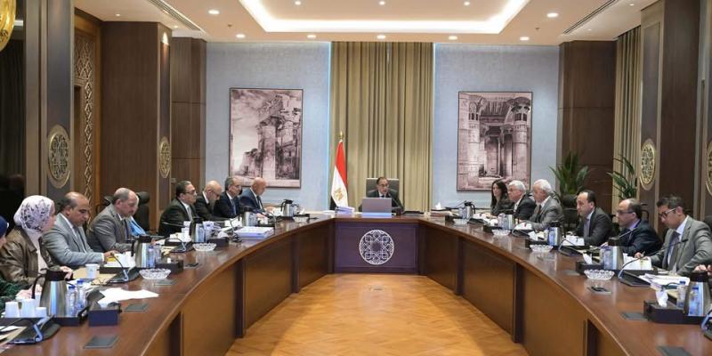 تفاصيل اجتماع رئيس الوزراء مع مجلس إدارة صندوق تطوير التعليم.. إعداد دراسة تفصيلية للتوسع في المدارس اليابانية.. البدء في تنفيذ مشروع أكاديميات الترخيص الدولية لمزاولة المهن في الخارج