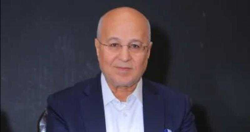 ‎اتحاد العمال: اقترح منح الرجل ”إجازة أبوة” وقت ولادة زوجته بالقانون الجديد