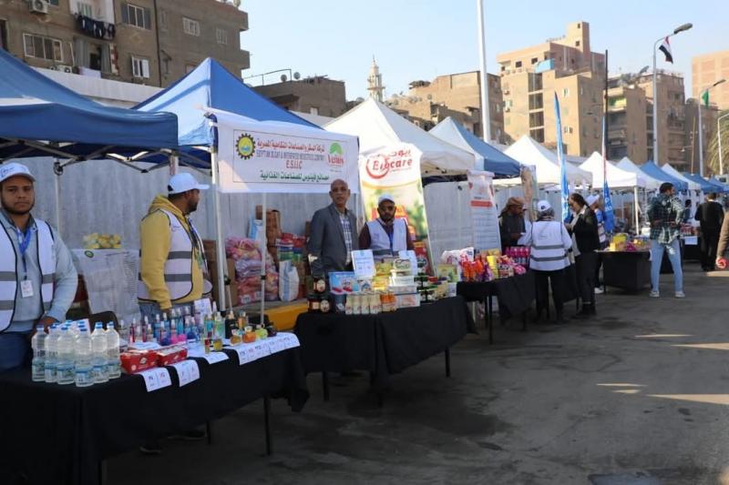 محافظ أسيوط: إقامة سوق اليوم الواحد 28 ديسمبر بأرض الملاعب لبيع السلع بأسعار مخفضة