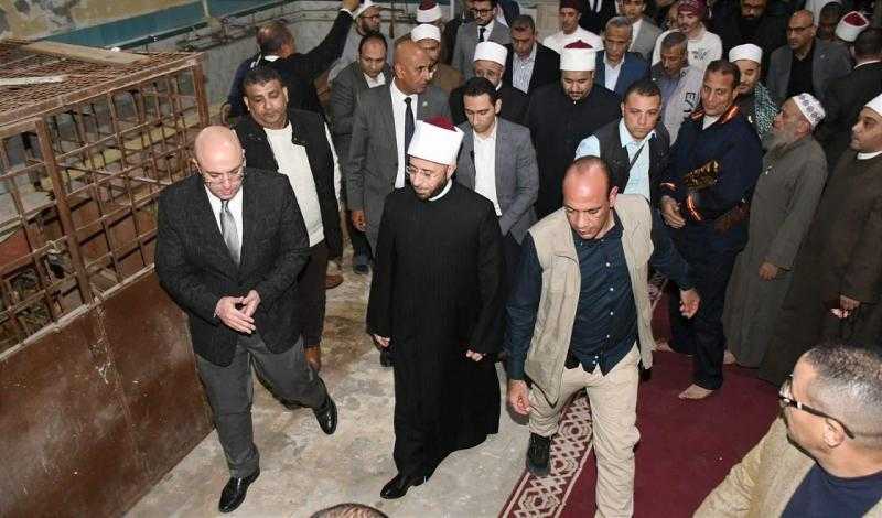 وزير الأوقاف ومحافظ بني سويف يتفقدان أعمال الإحلال والتجديد بمسجد السيدة حورية
