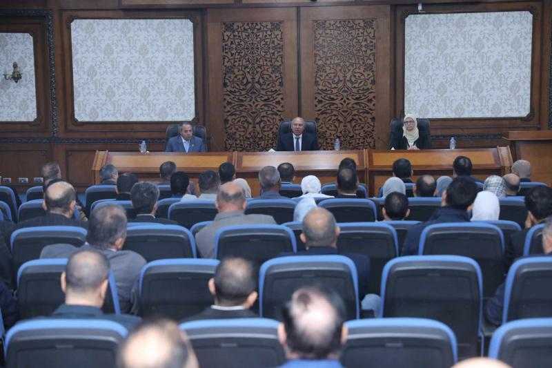 الصناعة تدرس إقامة مجمع مصانع جاهزة لـ 450 مصنعا بالمنطقة الصناعية امتداد جنوب الرسوة ببورسعيد