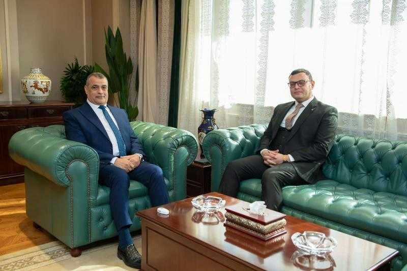 وزيرا ”الإنتاج الحربي” و”الإسكان” يبحثان الموقف التنفيذي لمشروعات ”حياة كريمة”