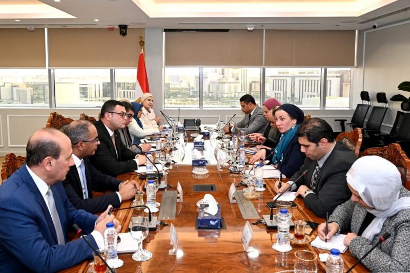 وزيرا الإسكان والبيئة يبحثان التعاون في عدد من الملفات المشتركة