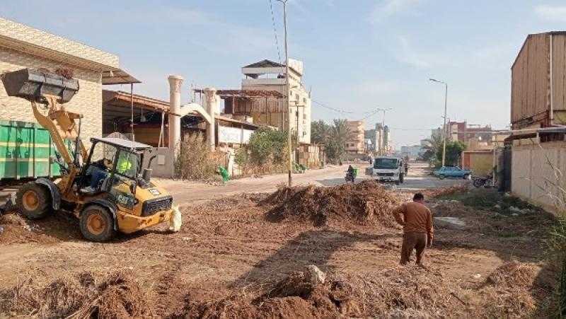 محافظ الدقهلية: رفع 350 طن مخلفات بلدية وأتربة بالمنطقة الصناعية