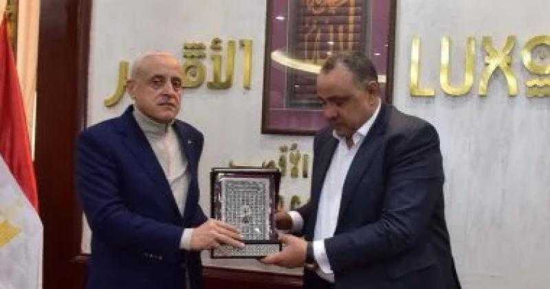 سكرتير عام الأقصر الجديد يعقد لقاء اليوم المفتوح لبحث شكاوى المواطنين