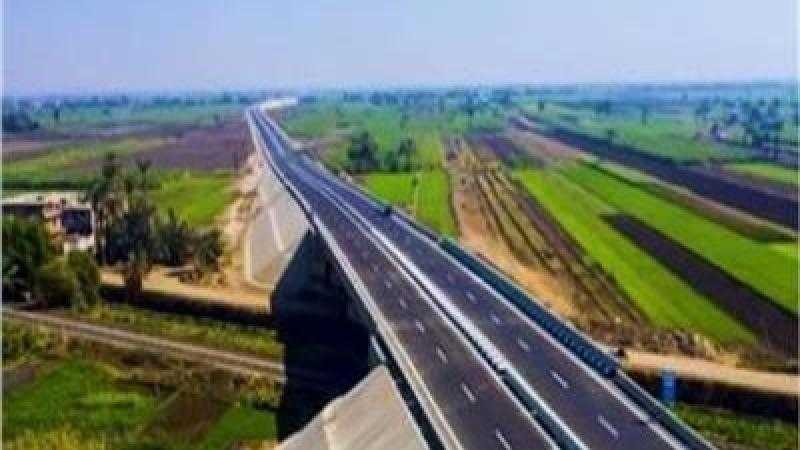 كاتب: صعيد مصر يشهد تنمية لم تحدث على مدار عقود سابقة