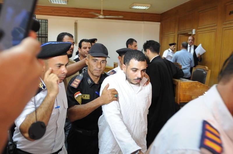 اليوم.. الجنايات تسدل الستار على قضية سفاح التجمع المتهم بقتل 3 سيدات
