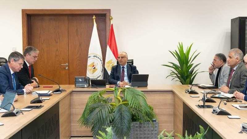 وزير الري يبحث مع سفير هولندا بالقاهرة سبل تعزيز التعاون بين البلدين في مجال الموارد المائية