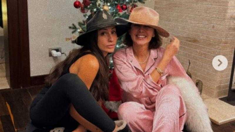 ياسمين رئيس تحتفل بالكريسماس على طريقتها