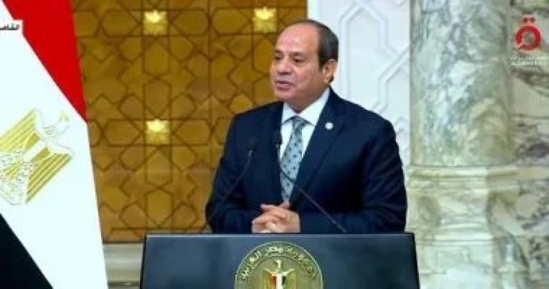 انخفاض إيرادات قناة السويس 60%.. وتوجيهات عاجلة من الرئيس السيسى