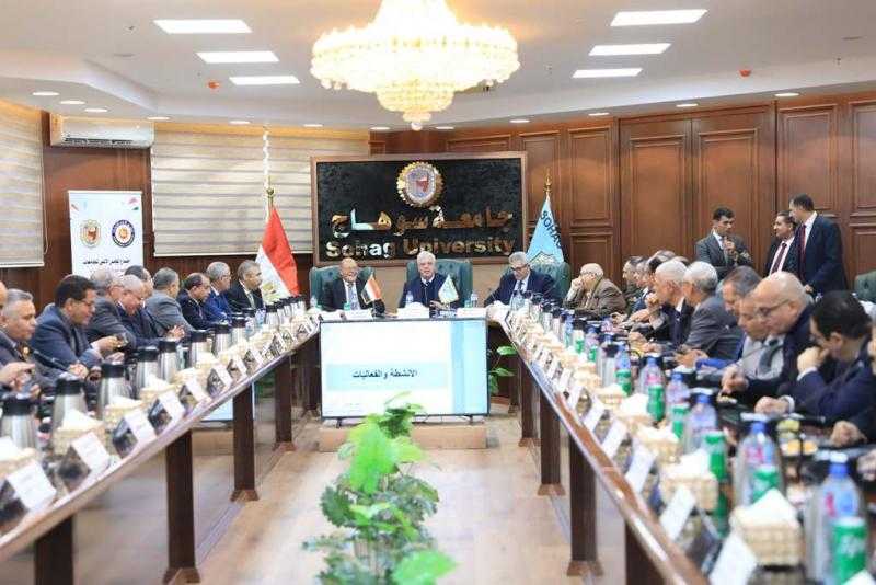 وزير التعليم العالي يوجه الجامعات بالاستعداد لامتحانات الفصل الدراسي الأول للعام الجامعي 2024-2025