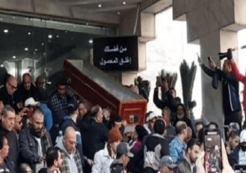 خط أحمر