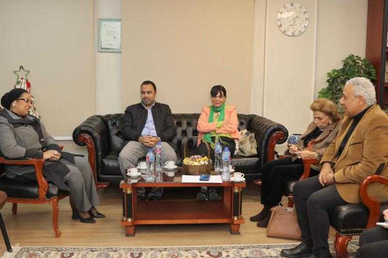 رئيسة قومي المرأة تستقبل السفيرة مرفت التلاوي رئيسة مهرجان أسوان الدولي لأفلام المرأة