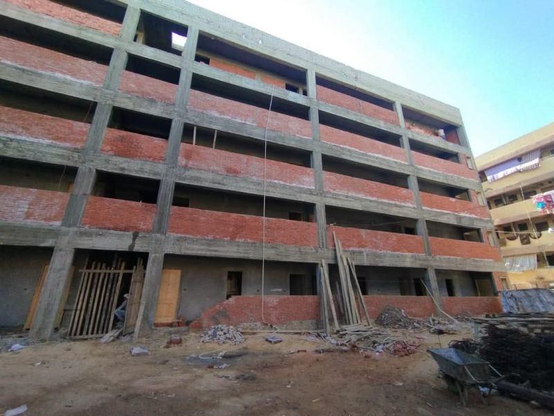 الغربية تواصل إنهاء عمارات ”أبو شاهين” لتوفير حياة كريمة وآمنة للمواطنين