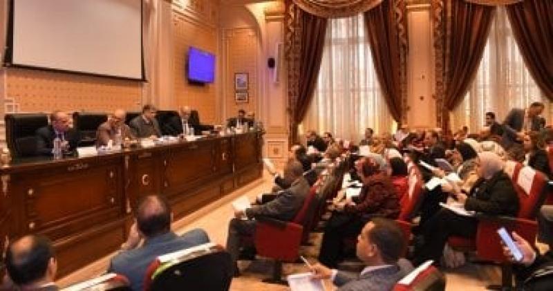 أيمن أبو العلا: إقرار ”المسئولية الطبية” يوم تاريخى وحلم ننتظره من 20 سنة