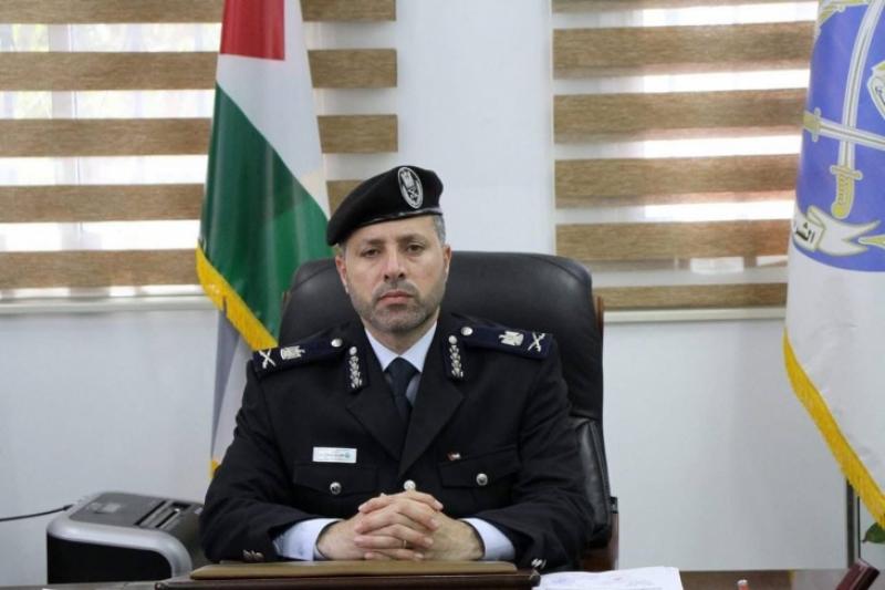 خط أحمر