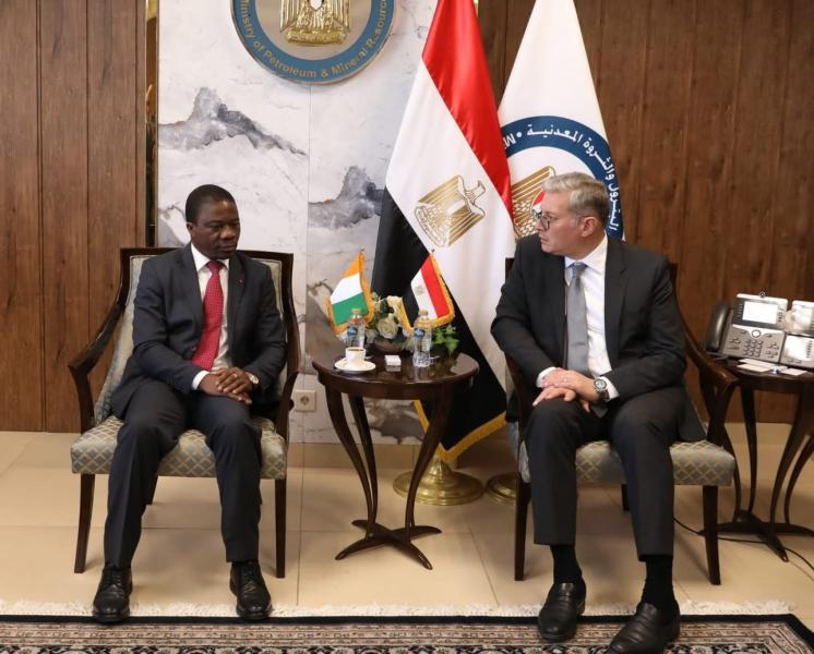 وزير البترول يستقبل سفير جمهورية كوت ديفوار لدى القاهرة لبحث سبل تعزيز العلاقات بين البلدين