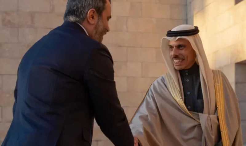 وزير الخارجية السعودي يستقبل نظيره السوري