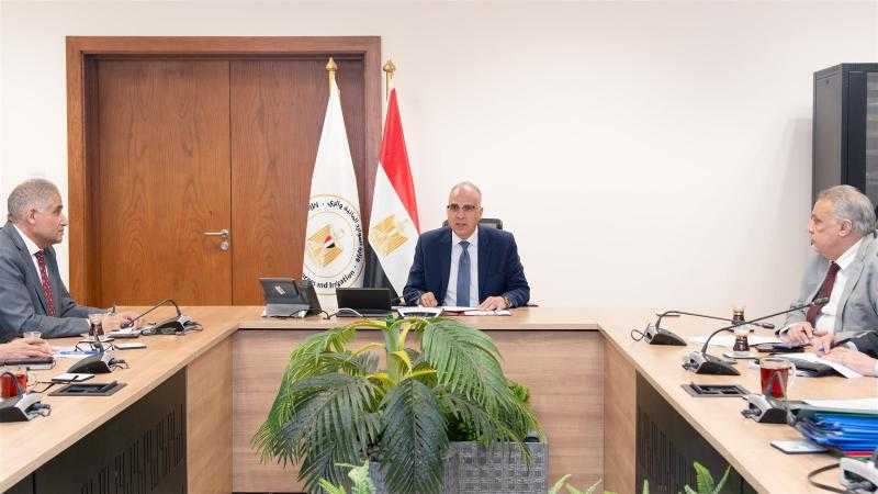 وزير الري: إحلال وصيانة المنشآت المائية للحفاظ على حالتها الإنشائية