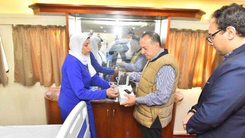 تجهيز مستشفى وإسعاف نهري للطوارئ في أسيوط