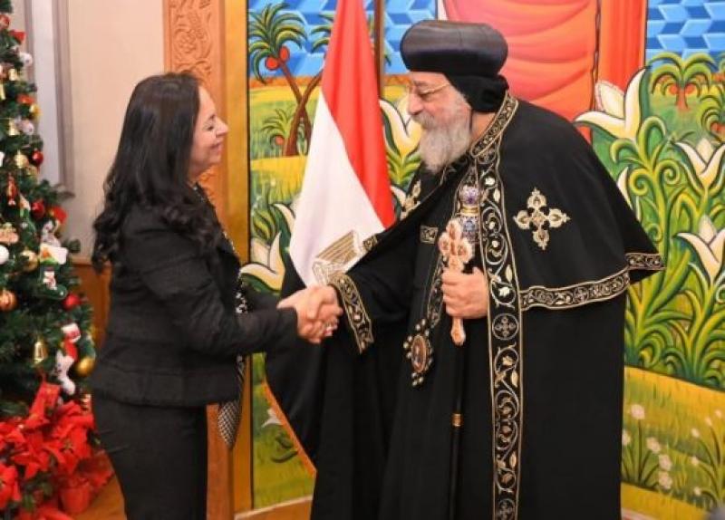 وزيرة التضامن تزور البابا تواضروس الثاني للتهنئة بعيد الميلاد المجيد