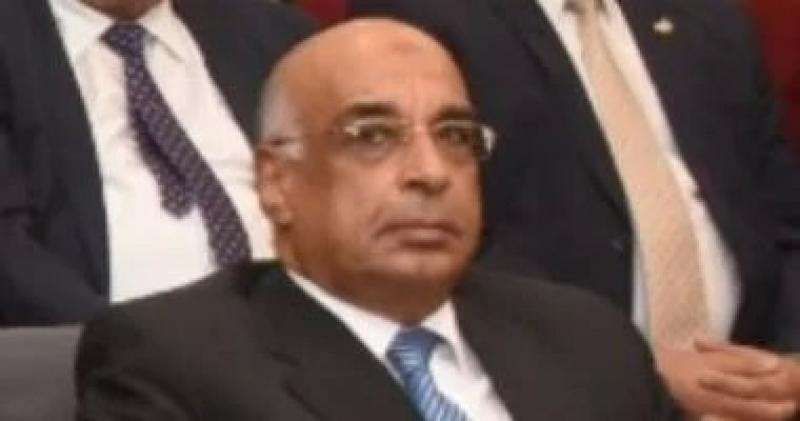 تجديد ندب رئيس مصلحة الشهر العقارى والتوثيق لمدة 3 أشهر