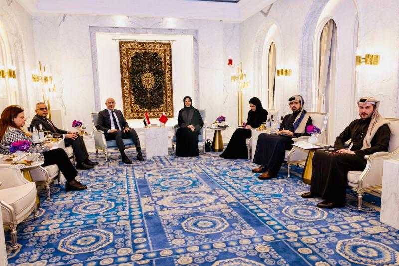 وزير التعليم ونظيرته القطرية يبحثان استحداث برامج جديدة لتدريب المعلمين وتبادل الخبرات فى تطوير المناهج