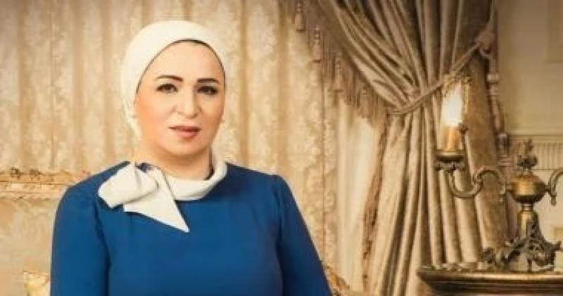 السيدة انتصار السيسى: كل عام وشعب مصر بخير بمناسبة عيد الميلاد المجيد