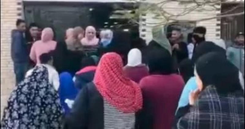 توافد أهالى الدقهلية لتحرير توكيلات تأسيس حزب الجبهة الوطنية