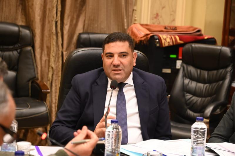 خط أحمر