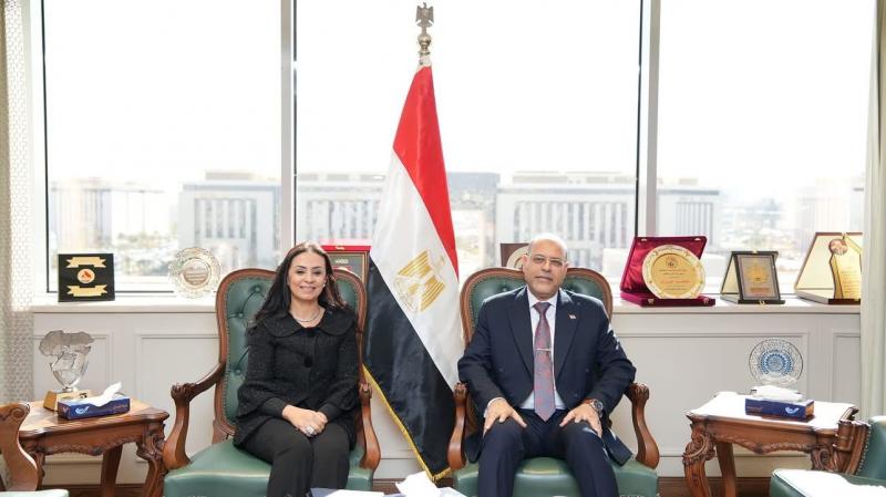 وزيرا العمل والتضامن يترأسان إجتماع اللجنة التشريعية المُختصة بإعداد ”مشروع قانون العمالة المنزلية”