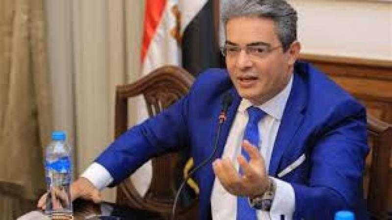 طارق سعدة: جروبات خاصة للإعلاميين لتبادل المعلومات الصحيحة ومواجهة الشائعات