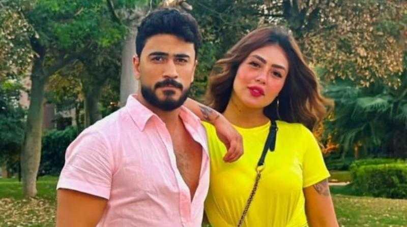 القبض على بلوجر شهير في شقة هدير عبد الرازق بالتجمع الأول