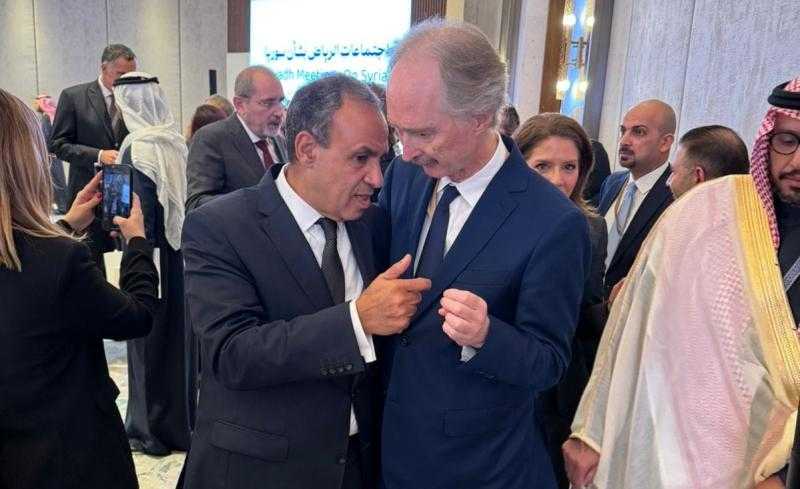 لقاءات جانبية لوزير الخارجية والهجرة على هامش اجتماعات الرياض