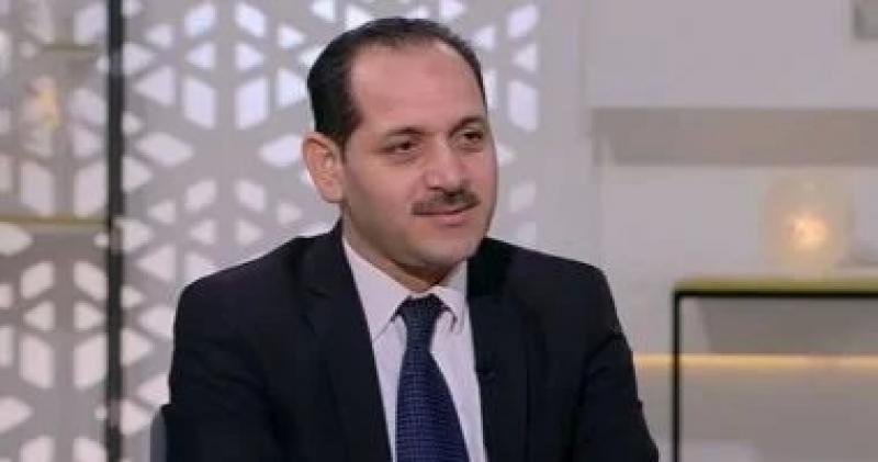 أستاذ علاقات دولية: توافقات صياغة مسودة اتفاق وقف إطلاق النار بغزة تتضمن ثلاث مراحل