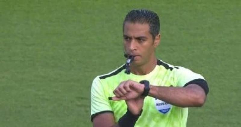اختيار أمين عمر ومحمد معروف ضمن الحكام المرشحين لكأس العالم 2026