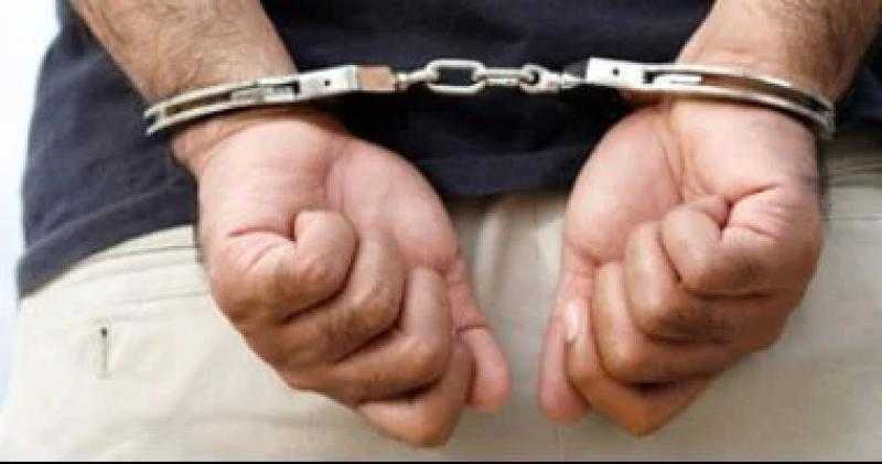 تجديد حبس شاب شرع فى قتل والده ببولاق الدكرور 15 يوم